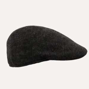 Gorra gris muy ajustada