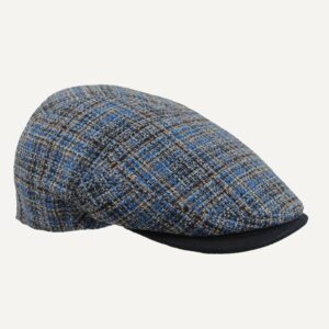 gorra estilo clásico en tonos azules y marrones