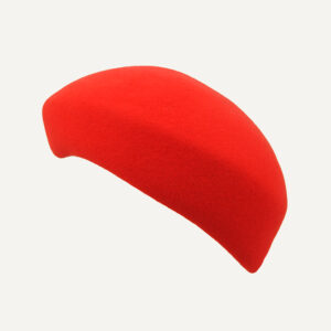 casquete rojo en pico